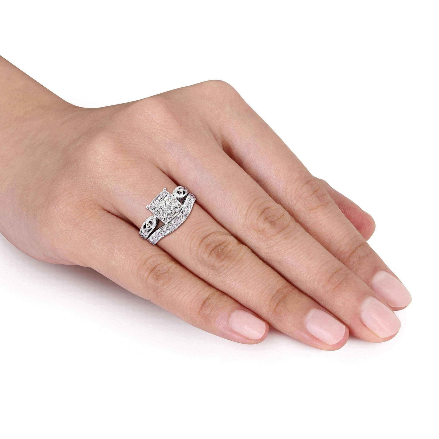 Diamond Engagement Ring Set UK