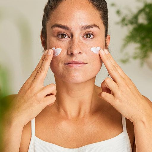 Firming day cream pomegranate & maca - UKDorf