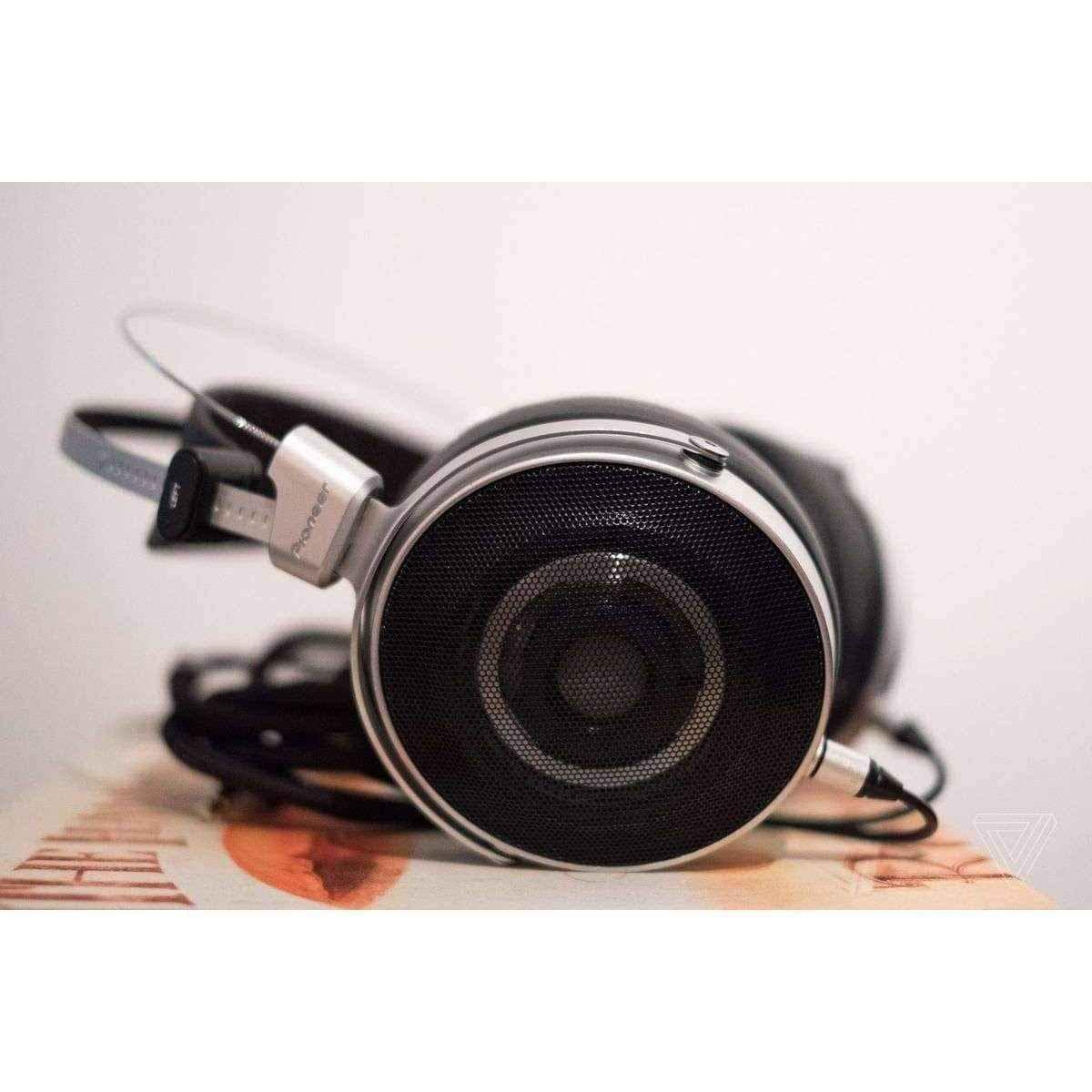 Pioneer SE-MASTER1 Wired Headphones UK